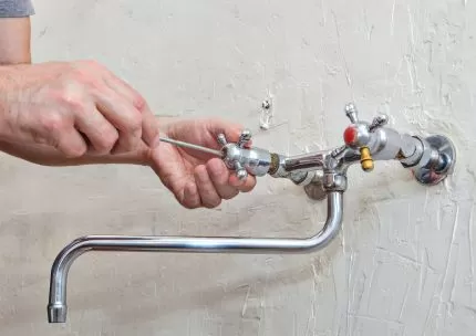 Toilet & Tap Repairs